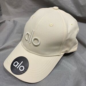 ALO Yoga Cap